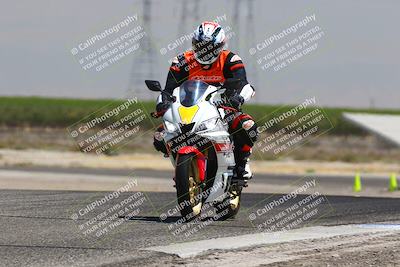 media/Aug-03-2025-TrackDaz (Sun) [[bf4a71acf9]]/C Group/1240pm (Wheelie Bump)/